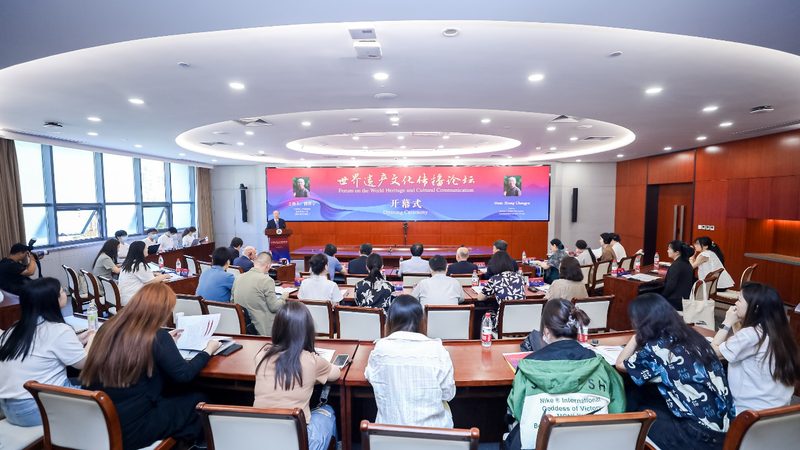 企业VI设计：深圳科技公司的品牌形象密码